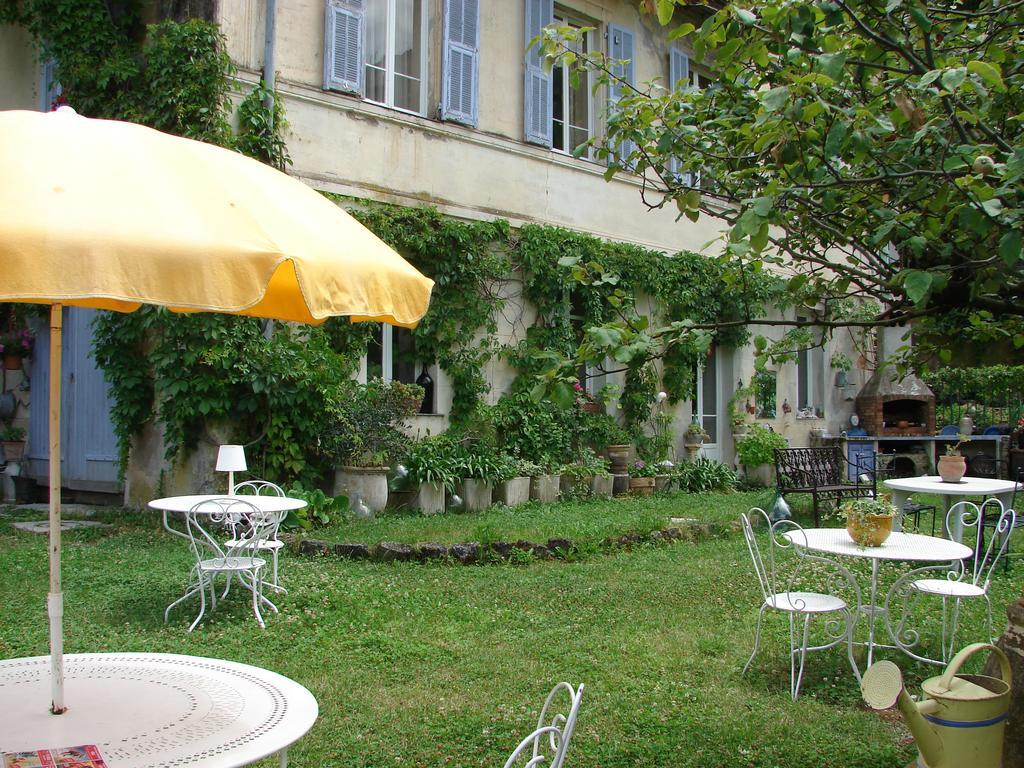 Bed and Breakfast Au Relais Fleuri Gilette Экстерьер фото
