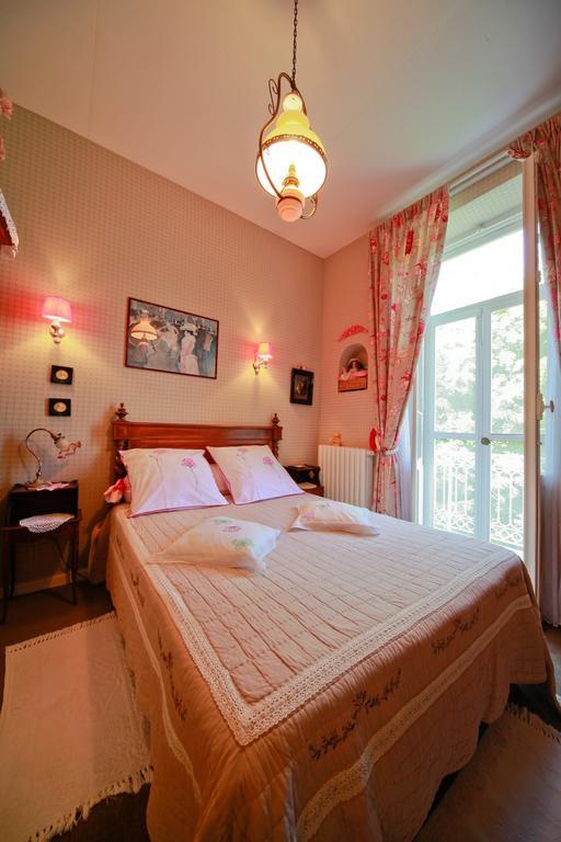 Bed and Breakfast Au Relais Fleuri Gilette Экстерьер фото